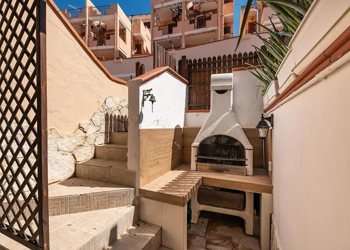 Holiday home Solemarevacanze Villasimius